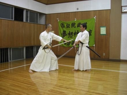 夢想神伝流居合伝承会 立川支部道場