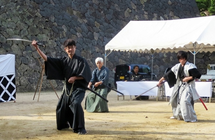 松江城馬溜にて 不昧公200年祭演武会